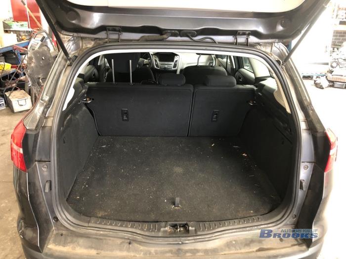 Ford Focus 3 Wagon 1.0 Ti-VCT EcoBoost 12V 125 Sloopvoertuig (2015, Grijs)