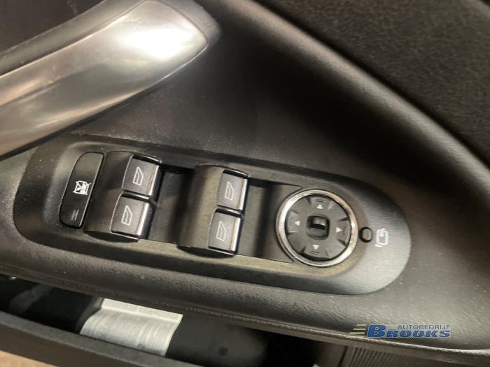 Ford Mondeo IV Wagon 1.6 TDCi 16V Sloopvoertuig (2012, Zilvergrijs)