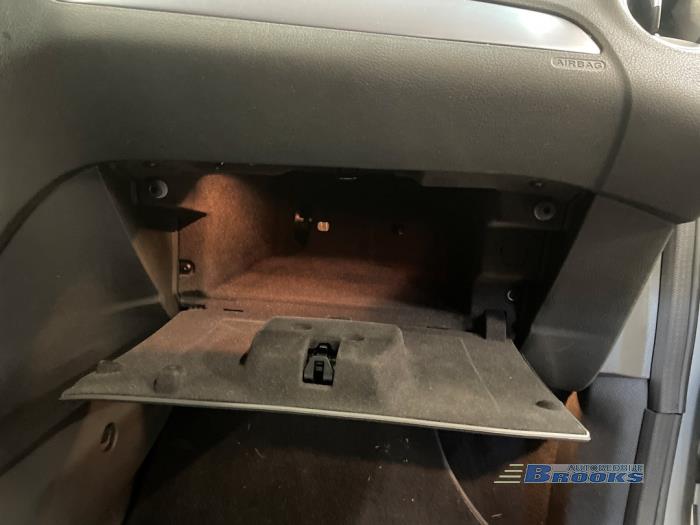 Ford Mondeo IV Wagon 1.6 TDCi 16V Sloopvoertuig (2012, Zilvergrijs)