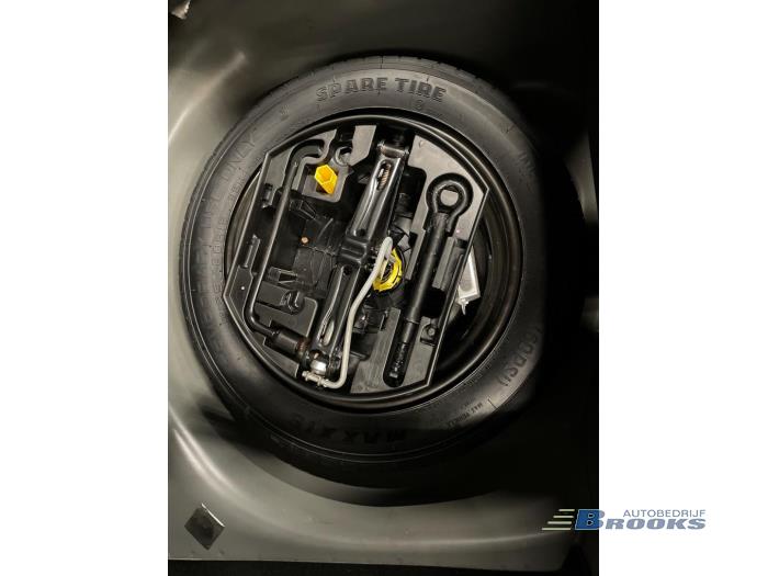 Citroen DS 3 1.2 12V PureTech 110 S&S Sloopvoertuig (2015, Zwart)