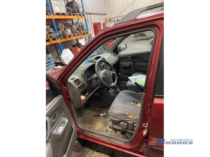 Suzuki Ignis 1.3 16V Sloopvoertuig (2001, Rood)