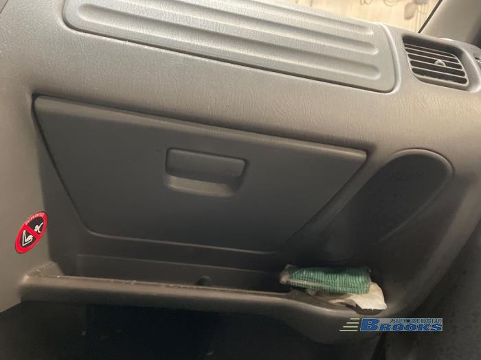 Suzuki Ignis 1.3 16V Sloopvoertuig (2001, Rood)