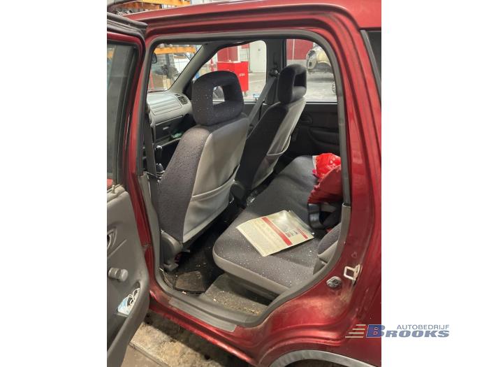 Suzuki Ignis 1.3 16V Sloopvoertuig (2001, Rood)