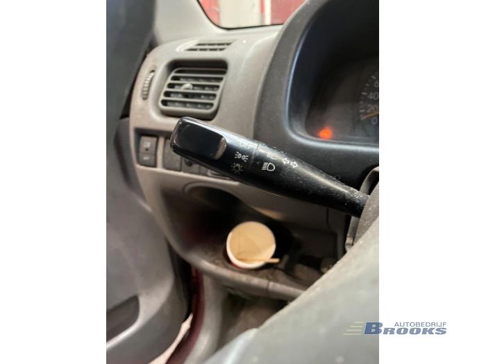 Suzuki Ignis 1.3 16V Sloopvoertuig (2001, Rood)