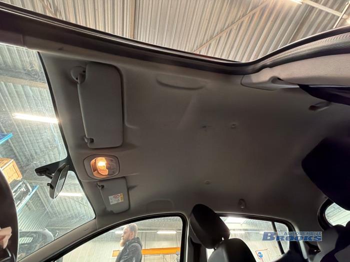 Opel Karl 1.0 12V Sloopvoertuig (2017, Zwart)