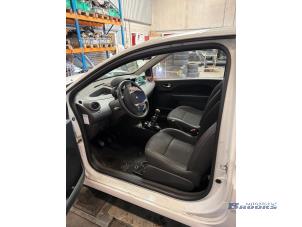 Renault Twingo II 1.2 16V Sloopvoertuig (2011, Wit)
