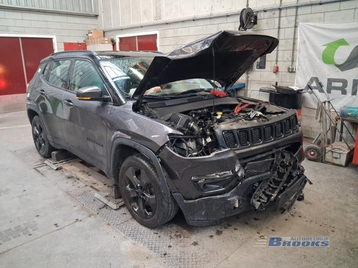 Jeep Compass II 1.4 Multi Air2 16V Sloopvoertuig (2019, Grijs)