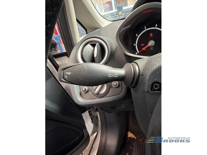 Ford Fiesta 6 1.25 16V Sloopvoertuig (2012, Wit)