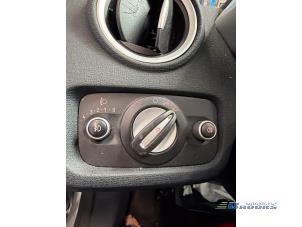 Ford Fiesta 6 1.25 16V Sloopvoertuig (2012, Wit)