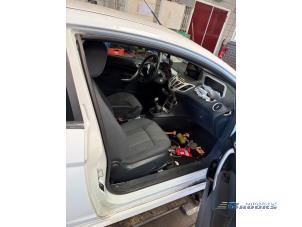 Ford Fiesta 6 1.25 16V Sloopvoertuig (2012, Wit)