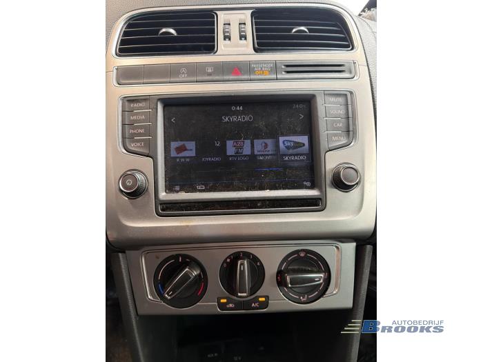 Volkswagen Polo V 1.0 TSI 12V BlueMotion Sloopvoertuig (2017, Wit)