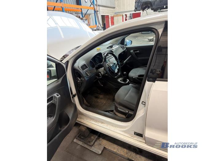 Volkswagen Polo V 1.0 TSI 12V BlueMotion Sloopvoertuig (2017, Wit)