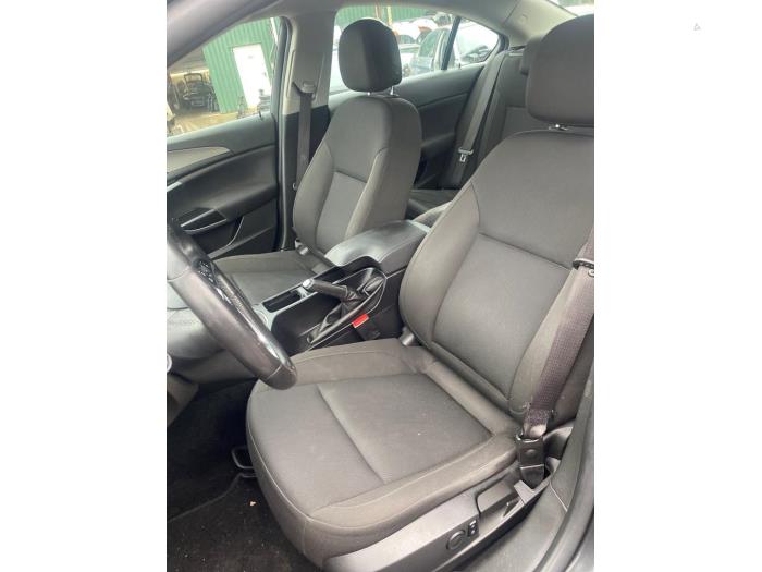 Opel Insignia 1.4 Turbo 16V Ecotec Sloopvoertuig (2012, Zwart)