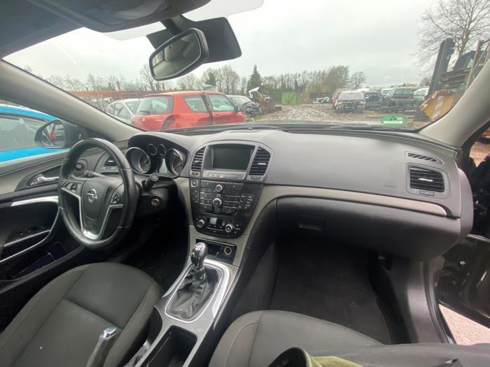 Opel Insignia 1.4 Turbo 16V Ecotec Sloopvoertuig (2012, Zwart)