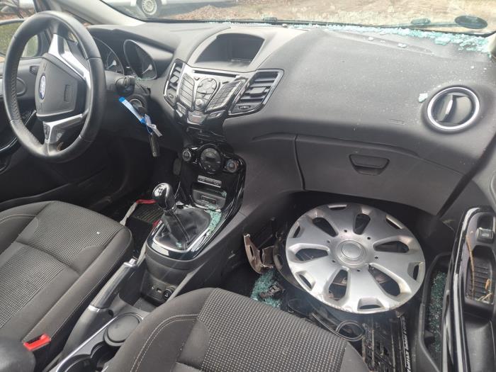 Ford Fiesta 6 1.0 EcoBoost 12V 100 Sloopvoertuig (2015, Metallic, Grijs)