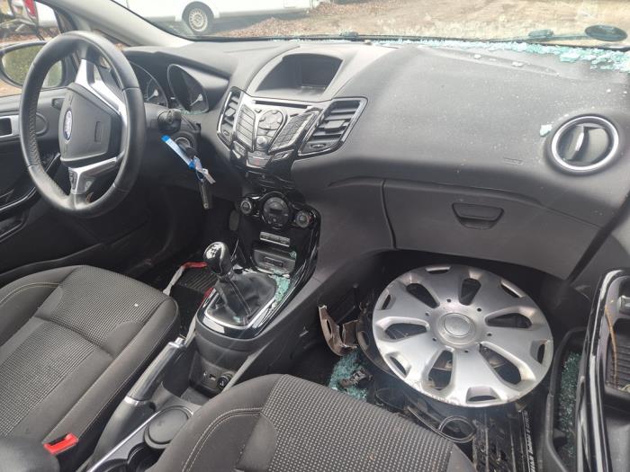 Ford Fiesta 6 1.0 EcoBoost 12V 100 Sloopvoertuig (2015, Metallic, Grijs)