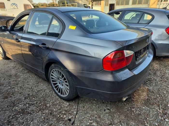 BMW 3 serie 318i 16V Sloopvoertuig (2006, Grijs)