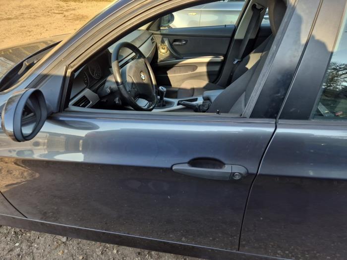 BMW 3 serie 318i 16V Sloopvoertuig (2006, Grijs)