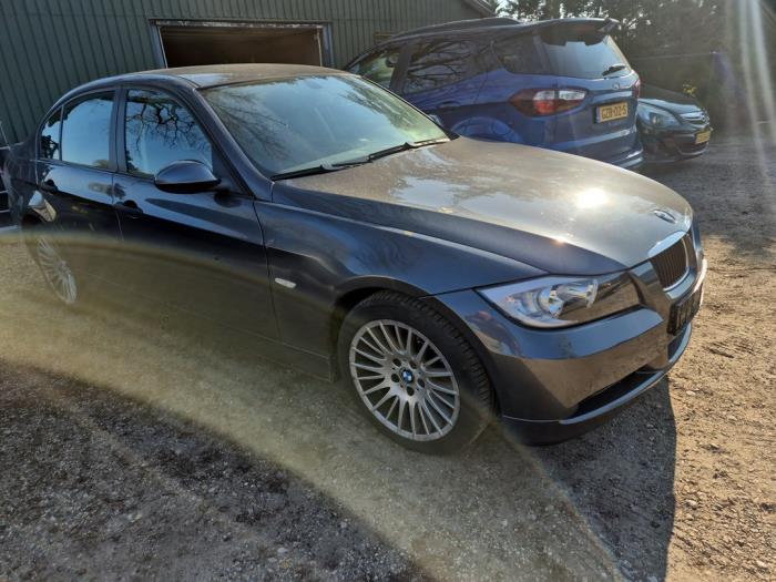 BMW 3 serie 318i 16V Sloopvoertuig (2006, Grijs)