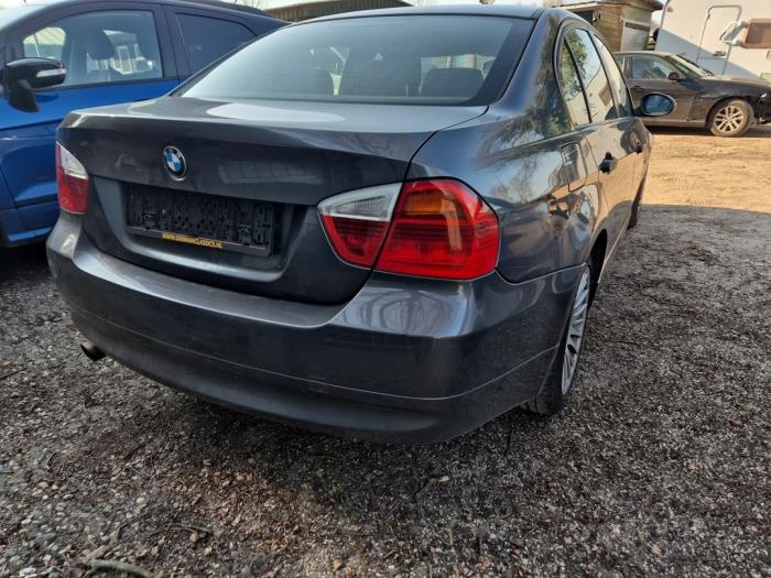 BMW 3 serie 318i 16V Sloopvoertuig (2006, Grijs)