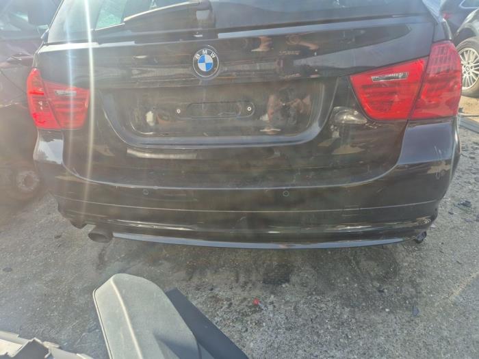 BMW 3 serie Touring 318d 16V Sloopvoertuig (2010, Zwart)
