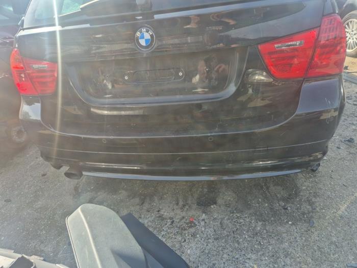 BMW 3 serie Touring 318d 16V Sloopvoertuig (2010, Zwart)