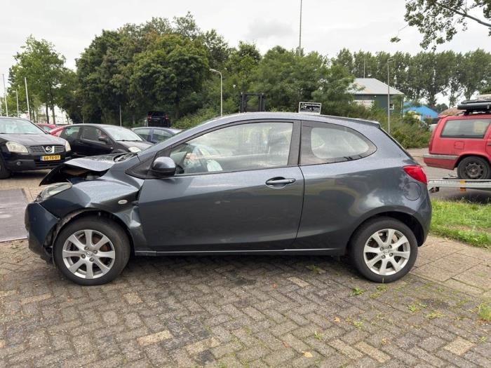 Mazda 2 1.3 16V S-VT Sloopvoertuig (2011, Grijs)