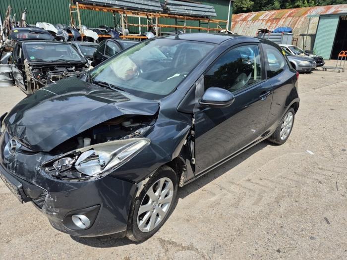 Mazda 2 1.3 16V S-VT Sloopvoertuig (2011, Grijs)