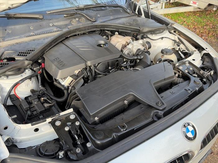 BMW 1 serie 116i 1.6 16V Sloopvoertuig (2012, Metallic, Zilvergrijs)