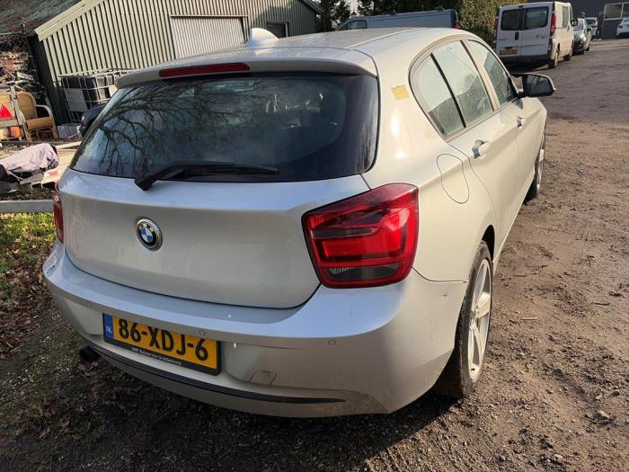 BMW 1 serie 116i 1.6 16V Sloopvoertuig (2012, Metallic, Zilvergrijs)