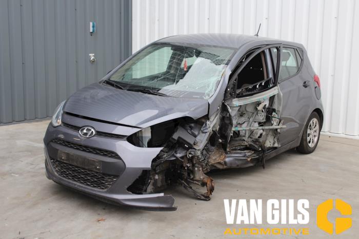 Hyundai i10 1.0 12V Sloopvoertuig (2014, Grijs)