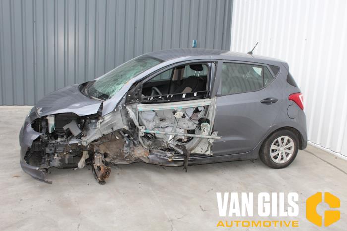 Hyundai i10 1.0 12V Sloopvoertuig (2014, Grijs)