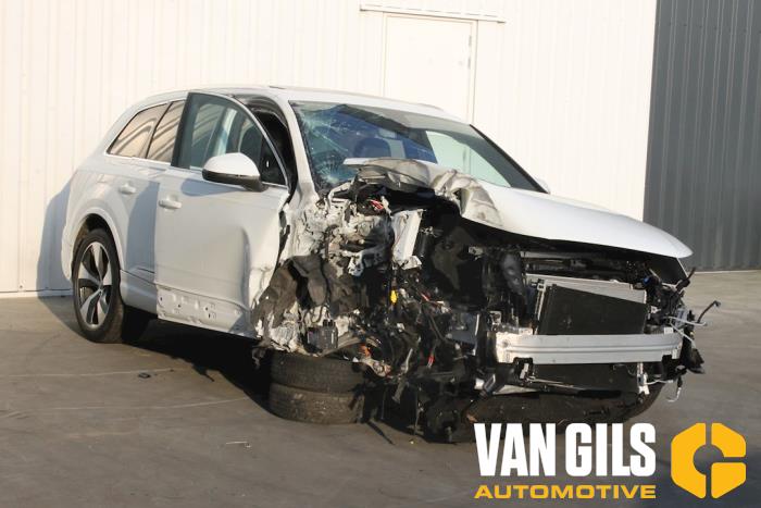 Audi Q7 3.0 TDI V6 24V e-tron plug-in hybrid Sloopvoertuig (2016, Wit)