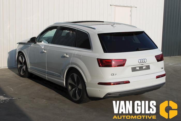 Audi Q7 3.0 TDI V6 24V e-tron plug-in hybrid Sloopvoertuig (2016, Wit)