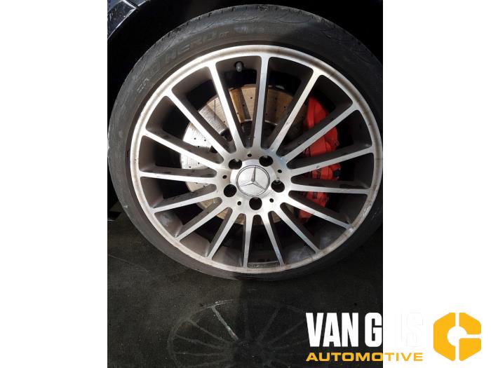 Mercedes C 6.2 C-63 AMG 32V Performance Package Plus Sloopvoertuig (2010, Zwart)