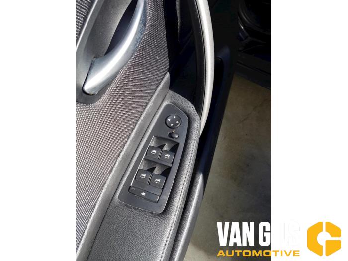 BMW 1 serie 118i 16V Sloopvoertuig (2008, Blauw)