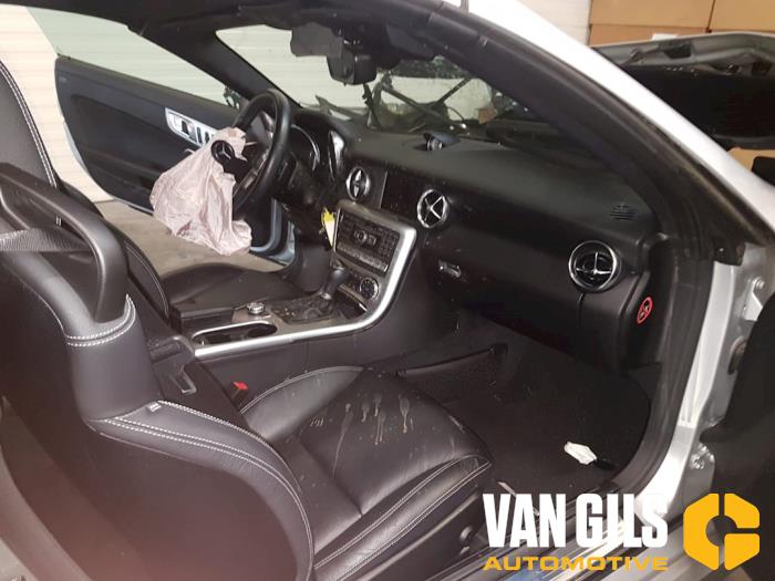 Mercedes SLK 1.8 250 16V BlueEFFICIENCY Sloopvoertuig (2012, Grijs)