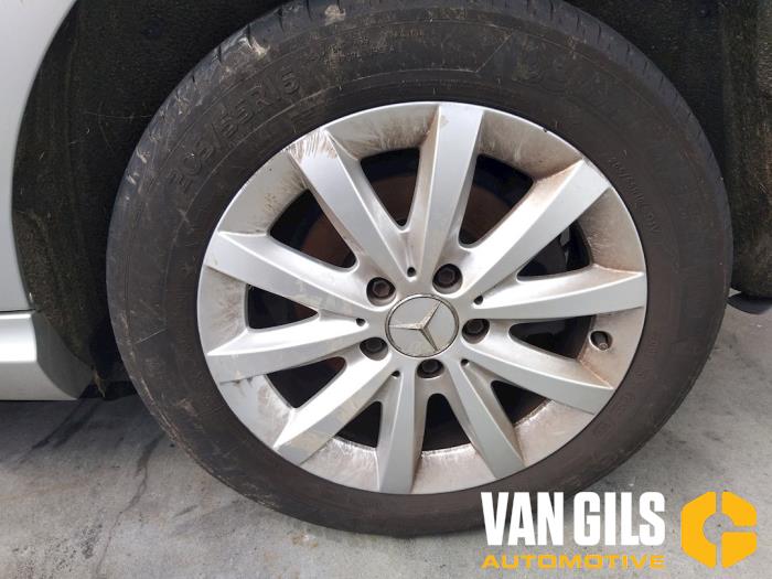 Mercedes B 1.6 B-180 BlueEFFICIENCY Turbo 16V Sloopvoertuig (2012, Grijs)