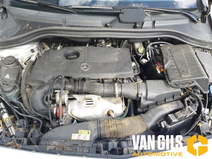 Mercedes B 1.6 B-180 BlueEFFICIENCY Turbo 16V Sloopvoertuig (2012, Grijs)