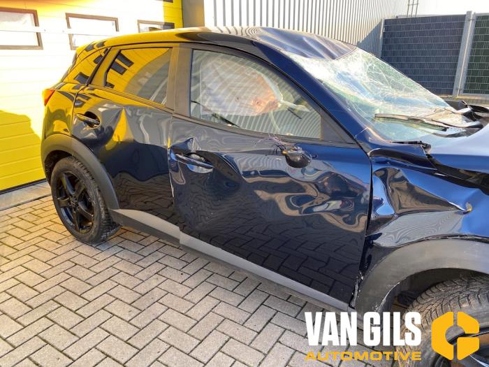 Mazda CX-3 2.0 SkyActiv-G 120 Sloopvoertuig (2015, Blauw)