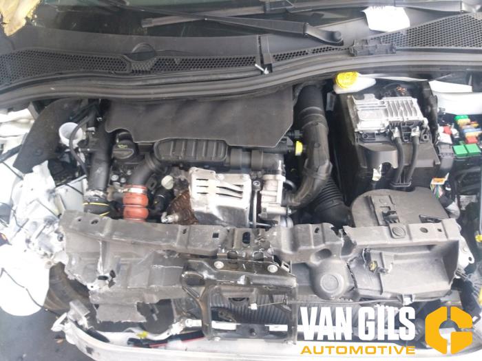 Peugeot 208 I 1.2 12V e-THP PureTech 110 Sloopvoertuig (2018, Wit, Blank)