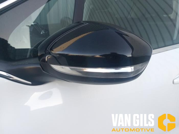 Peugeot 208 I 1.2 12V e-THP PureTech 110 Sloopvoertuig (2018, Wit, Blank)