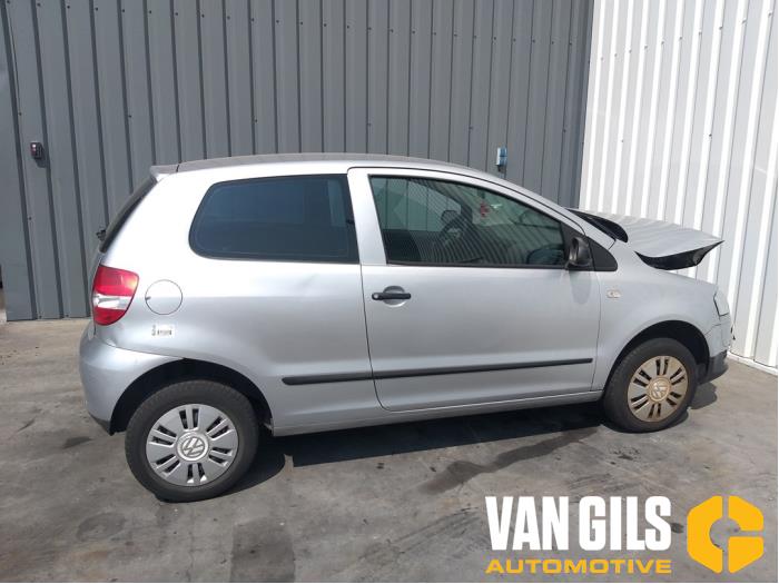 Volkswagen Fox Sloopvoertuig (2005, Zilvergrijs)