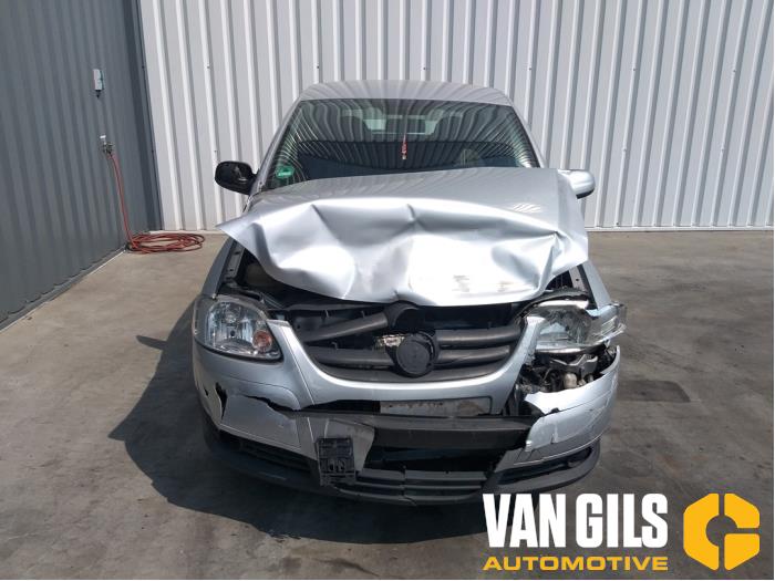 Volkswagen Fox Sloopvoertuig (2005, Zilvergrijs)