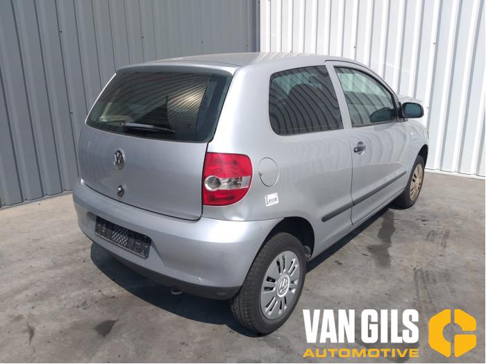 Volkswagen Fox Sloopvoertuig (2005, Zilvergrijs)