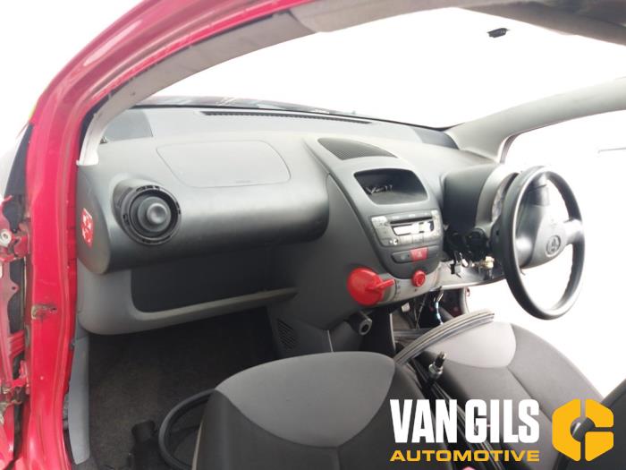 Citroen C1 1.0 12V Sloopvoertuig (2010, Rood)