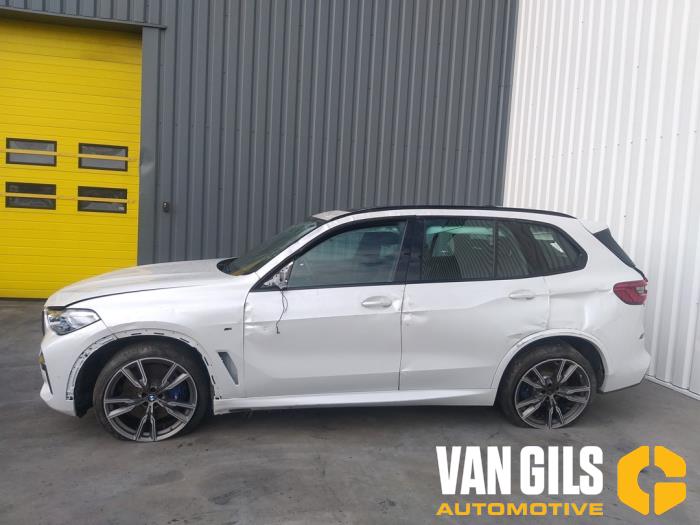 BMW X5 xDrive M50d 3.0 24V Sloopvoertuig (2020, Metallic, Wit)