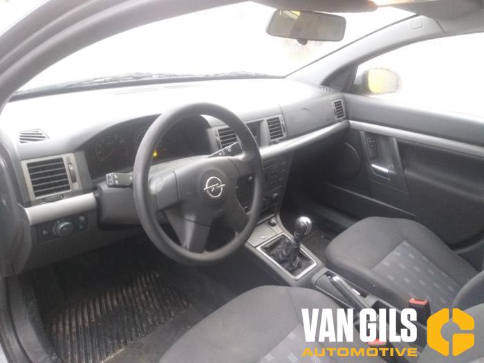 Opel Vectra C Caravan 1.8 16V Sloopvoertuig (2004, Grijs)