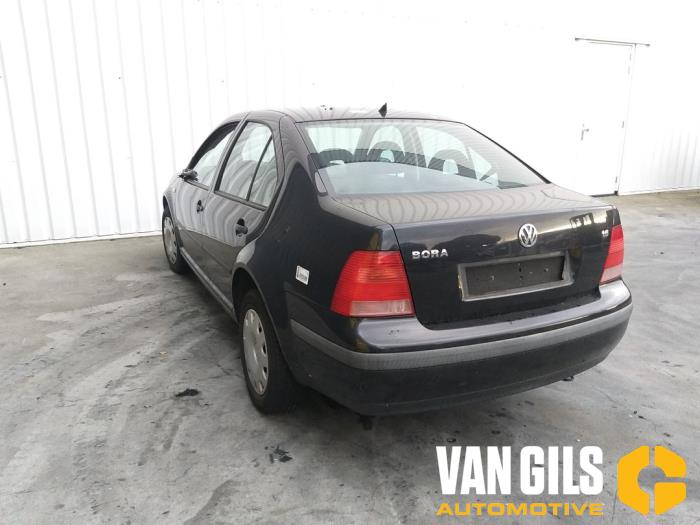 Volkswagen Bora 1.6 16V Sloopvoertuig (2001, Zwart)