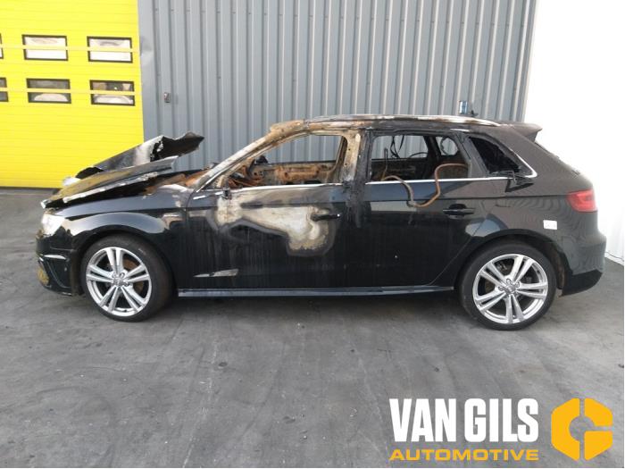 Audi A3 Sportback 1.4 16V g-tron Sloopvoertuig (2014, Zwart)